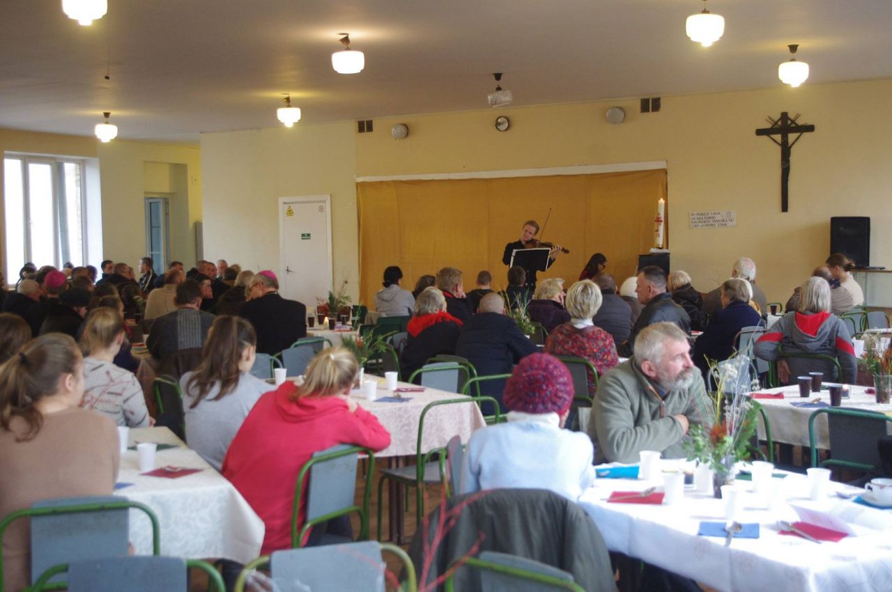 Image without description